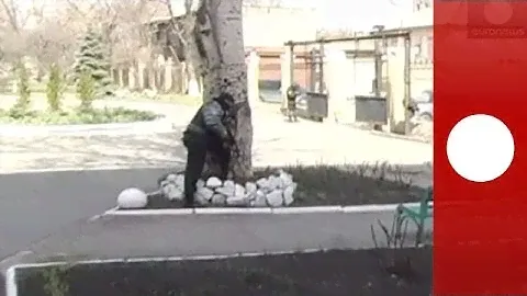 Донецк: Вооруженные люди пытаются захватить телецентр