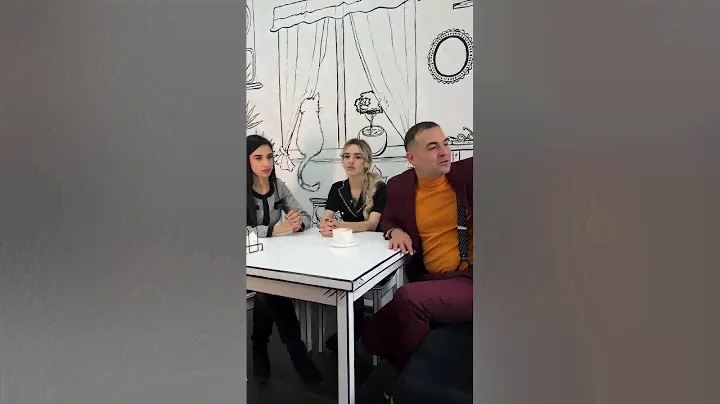 Девчонки открыли супер оригинальную кофейню в Донецке